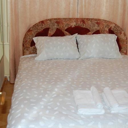 Like Hostel Kiev Esterno foto